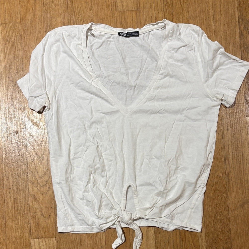 Zara White V-Neck Tie-Front Crop Top